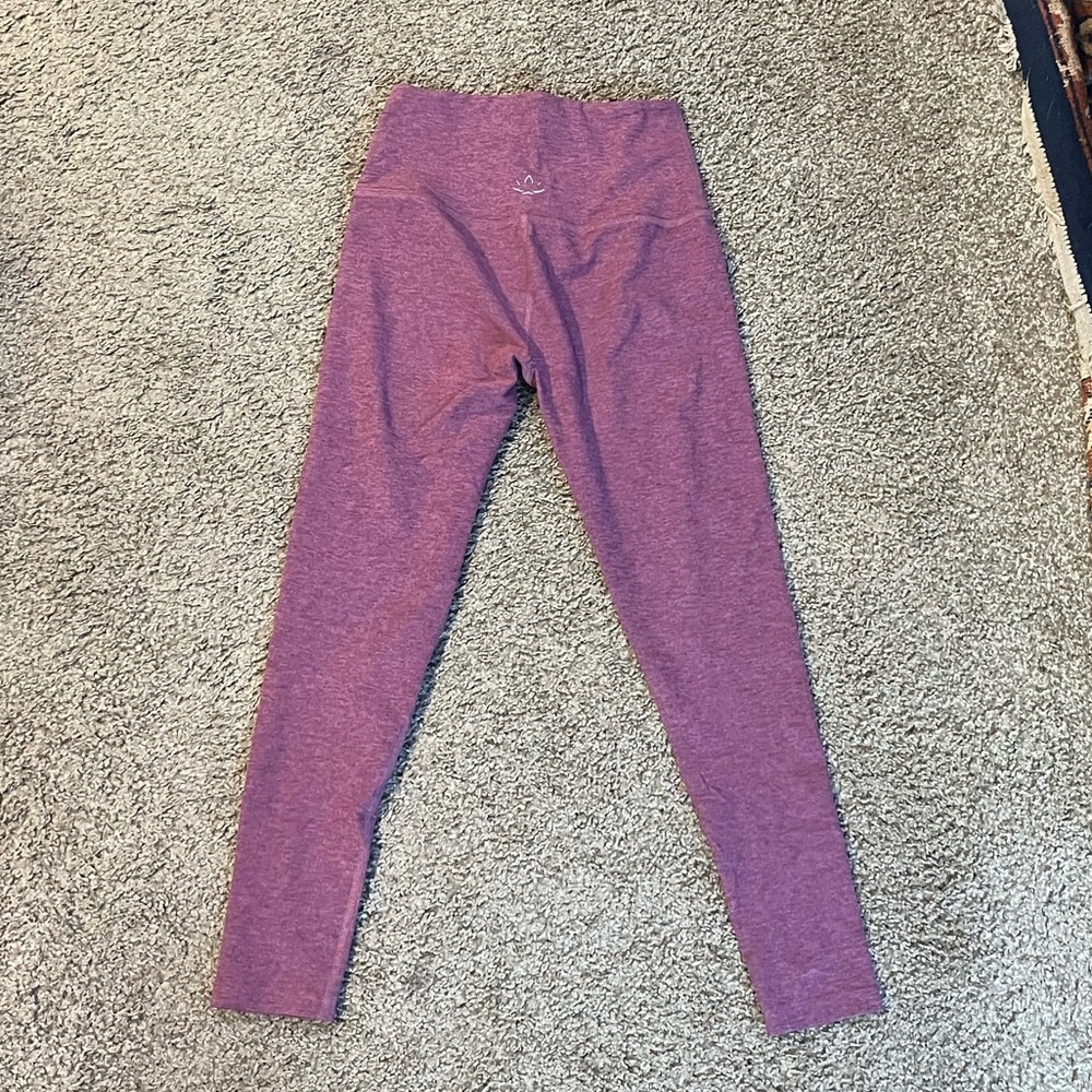 Beyond Yoga - Spacedye Caught in the Midi Legging - Pale Plum Heather - Small - Picture 2 of 8
